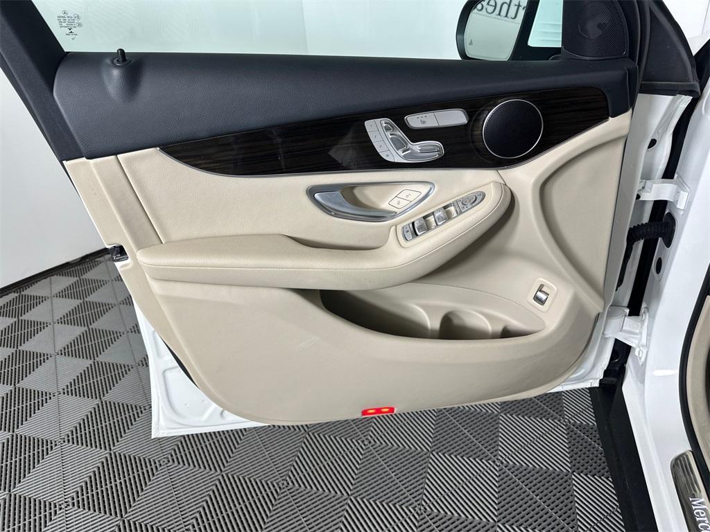 used 2022 Mercedes-Benz GLC 300 car, priced at $35,611