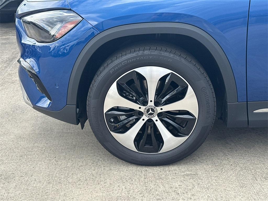new 2025 Mercedes-Benz GLA 250 car, priced at $48,885