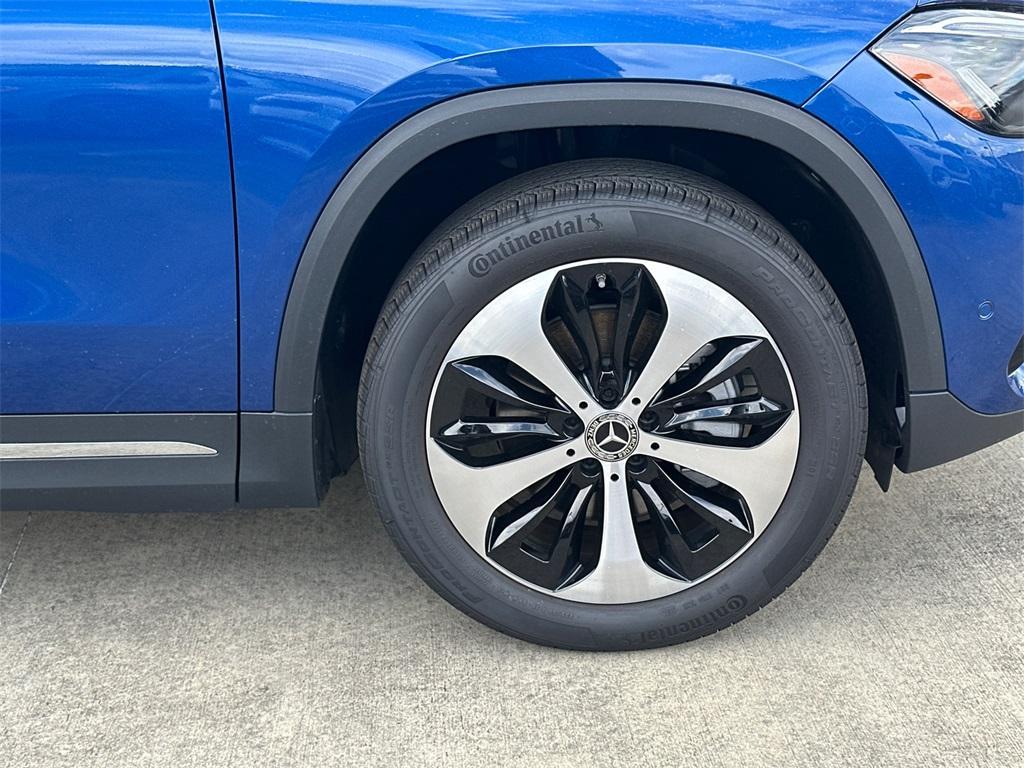 new 2025 Mercedes-Benz GLA 250 car, priced at $48,885