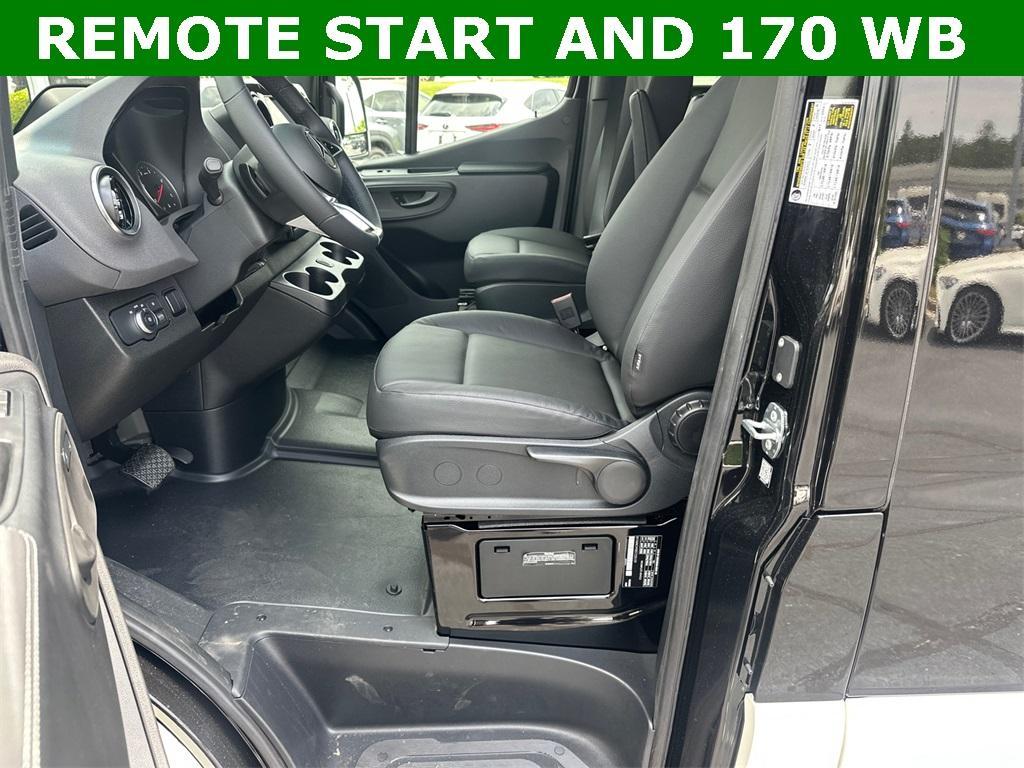 new 2025 Mercedes-Benz Sprinter 2500 car, priced at $76,456