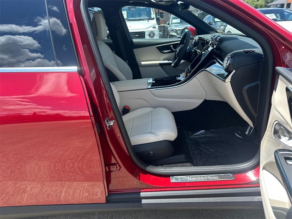 new 2025 Mercedes-Benz GLC 350e car, priced at $71,615