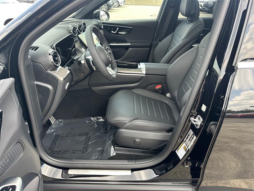 new 2025 Mercedes-Benz GLC 300 car, priced at $55,835