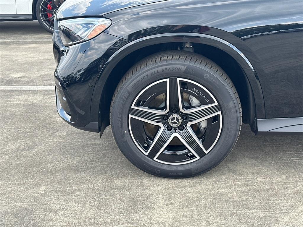 new 2025 Mercedes-Benz GLC 300 car, priced at $55,835
