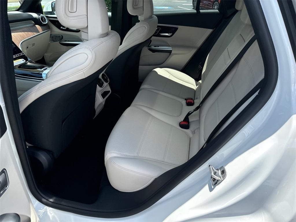 new 2025 Mercedes-Benz GLC 300 car, priced at $60,130