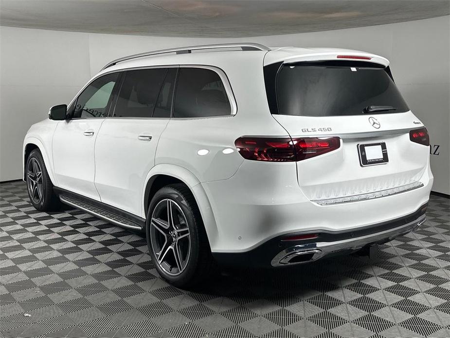 new 2025 Mercedes-Benz GLS 450 car, priced at $100,015