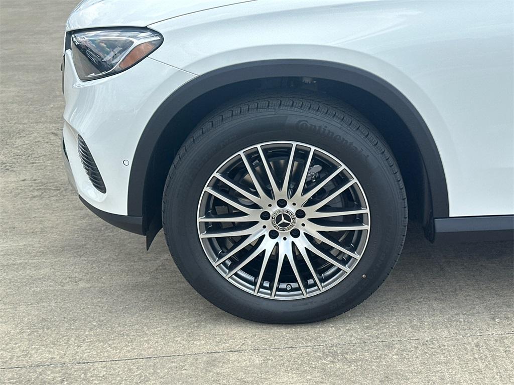new 2026 Mercedes-Benz GLC 300 car, priced at $58,105