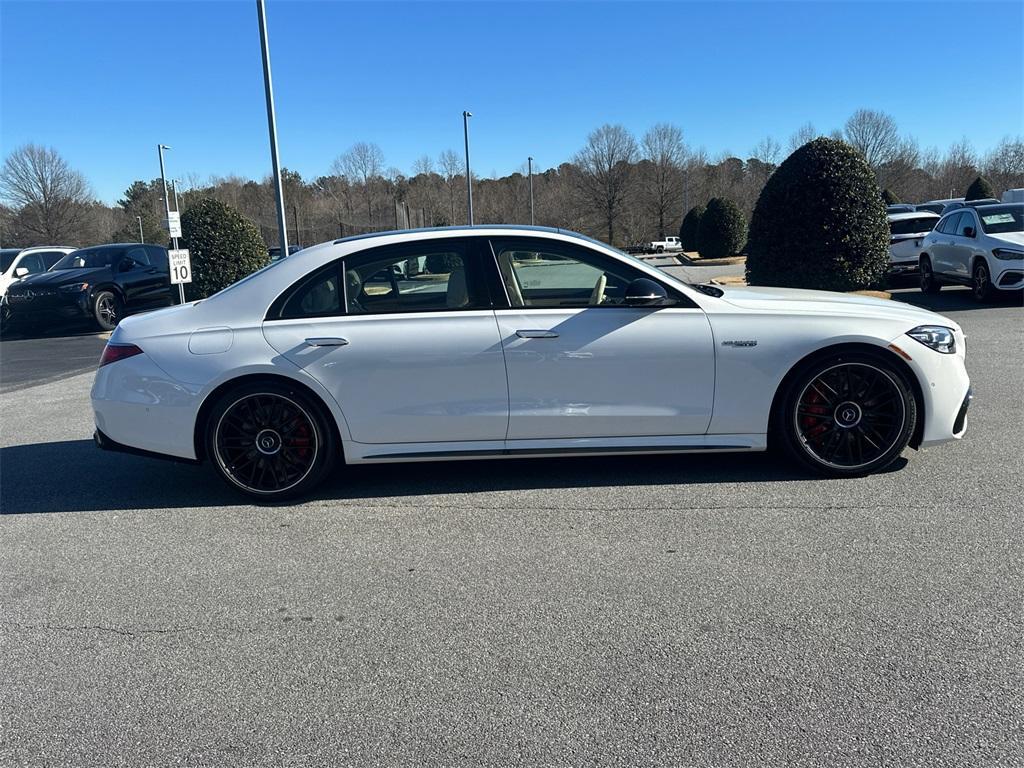 new 2025 Mercedes-Benz AMG S 63 E car, priced at $250,470