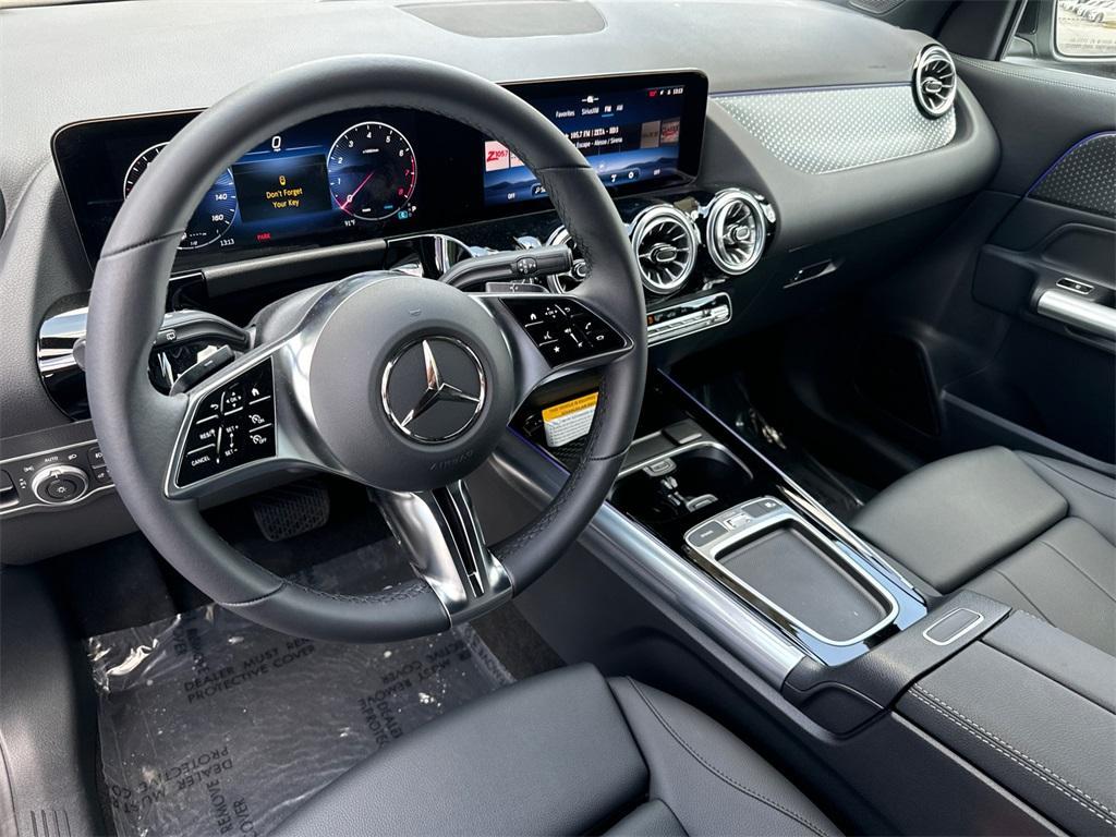 new 2025 Mercedes-Benz GLA 250 car, priced at $45,845