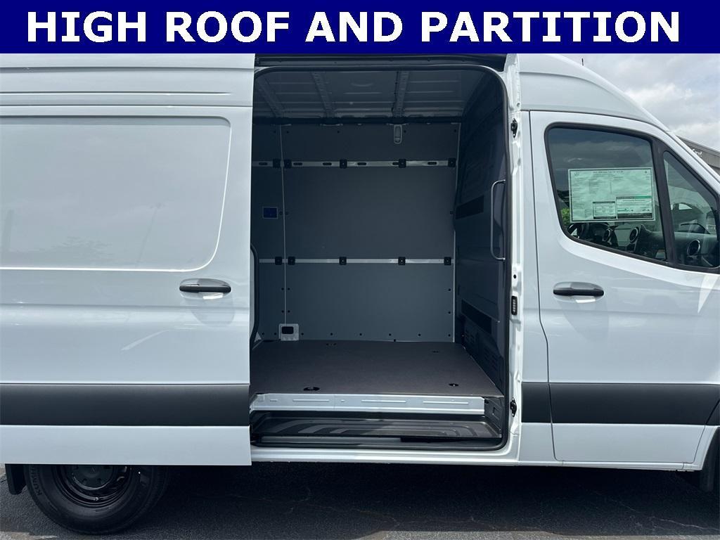 new 2025 Mercedes-Benz Sprinter 2500 car, priced at $62,814