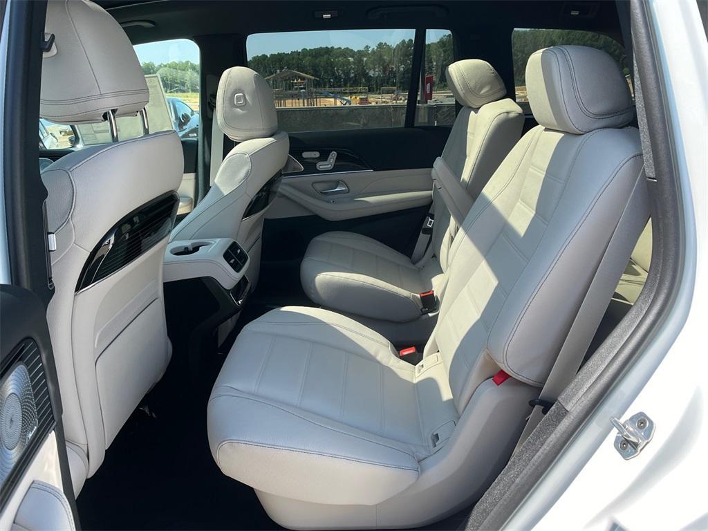 new 2025 Mercedes-Benz GLS 450 car, priced at $102,835