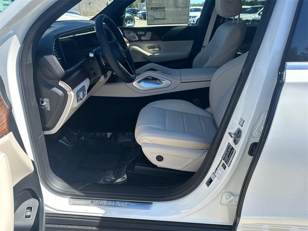 new 2026 Mercedes-Benz GLE 450 car, priced at $86,440