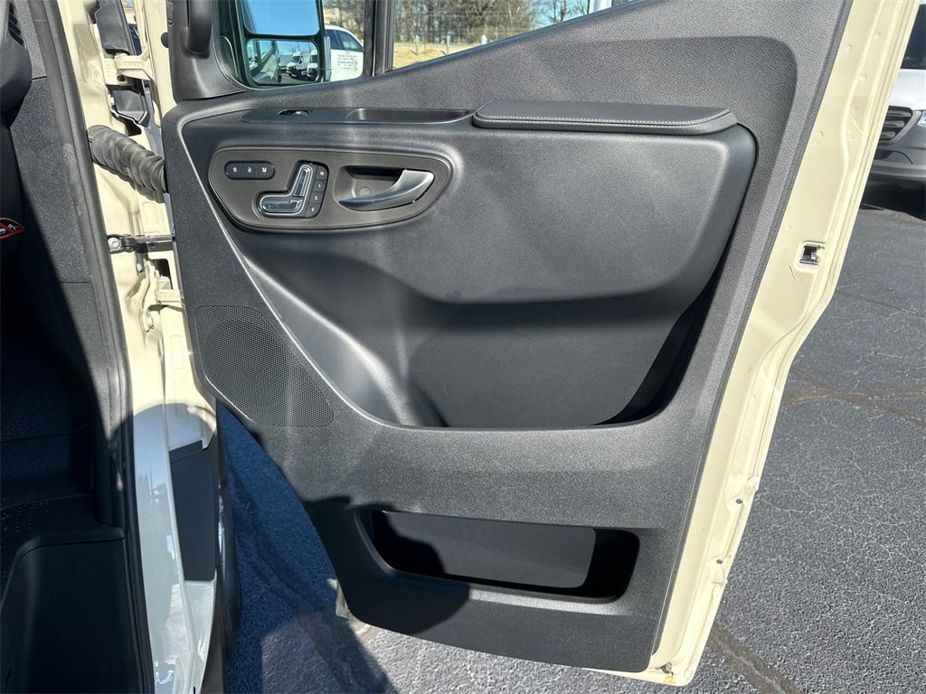 new 2024 Mercedes-Benz eSprinter 2500 car, priced at $92,876