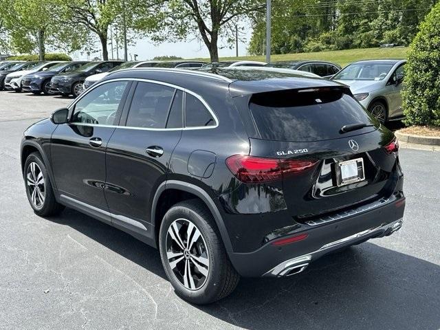 new 2024 Mercedes-Benz GLA 250 car, priced at $49,970