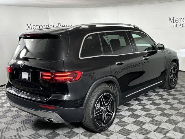 new 2024 Mercedes-Benz GLB 250 car, priced at $46,900