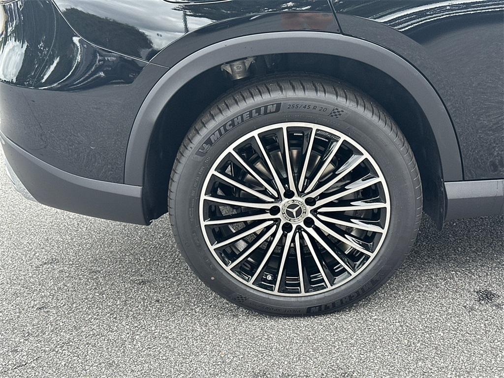 new 2026 Mercedes-Benz GLC 300 car, priced at $57,165
