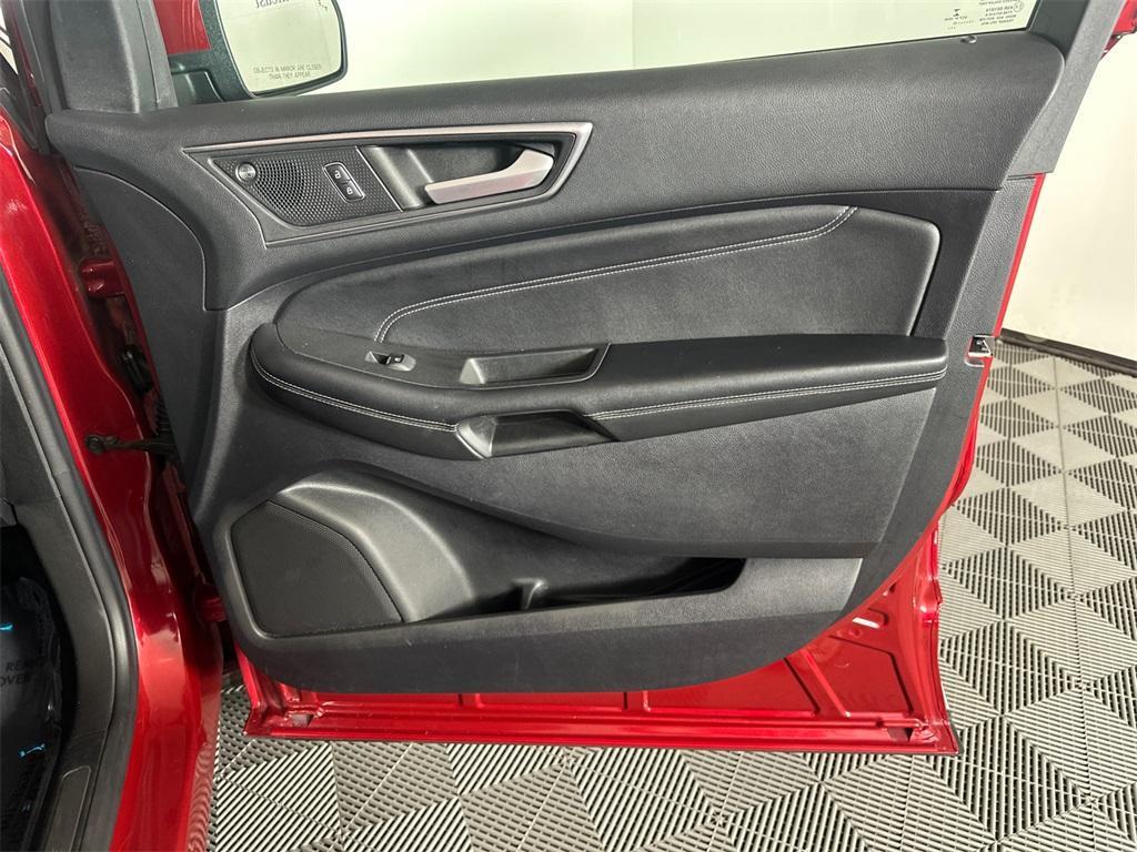 used 2022 Ford Edge car, priced at $14,973