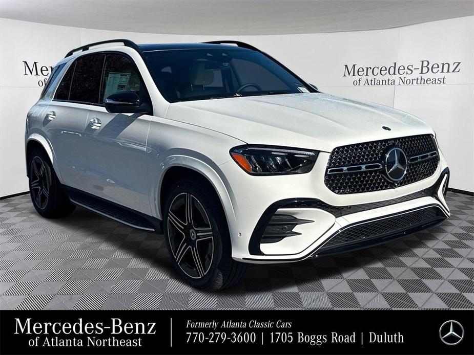 new 2025 Mercedes-Benz GLE 450 car, priced at $84,360