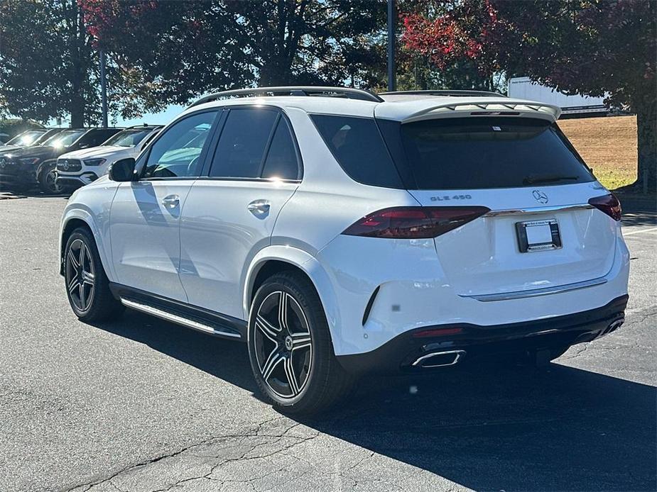 new 2025 Mercedes-Benz GLE 450 car, priced at $84,360