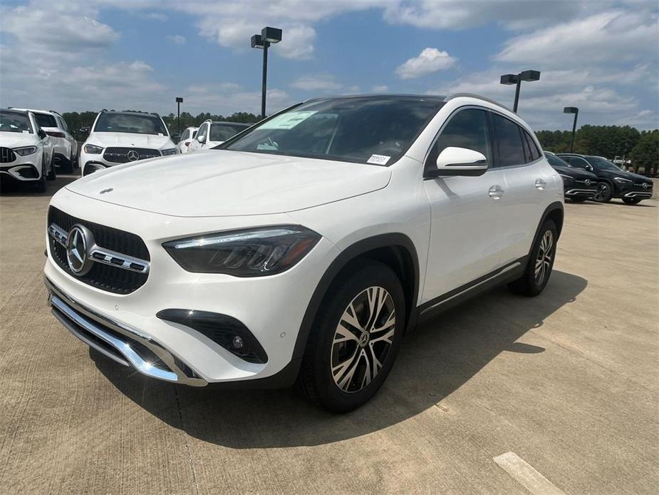 new 2025 Mercedes-Benz GLA 250 car, priced at $46,600