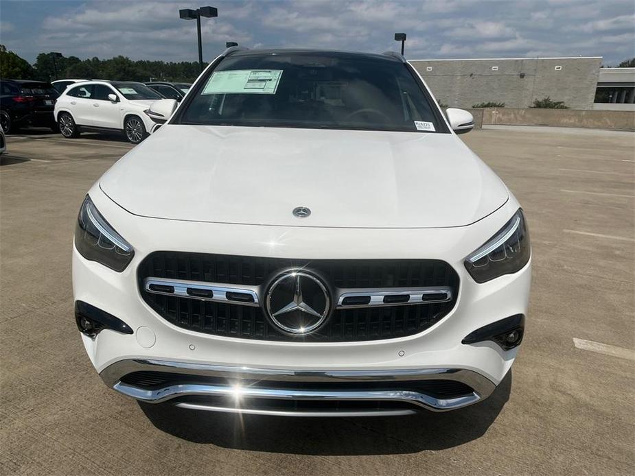 new 2025 Mercedes-Benz GLA 250 car, priced at $46,600