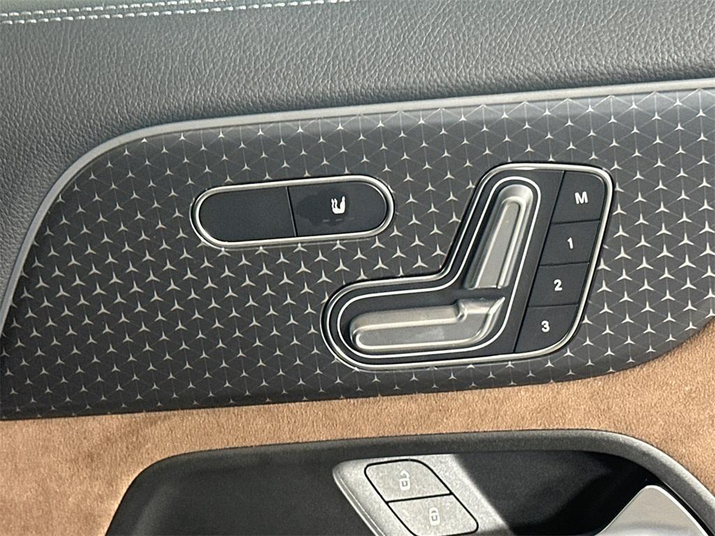 used 2024 Mercedes-Benz GLA 250 car, priced at $40,519