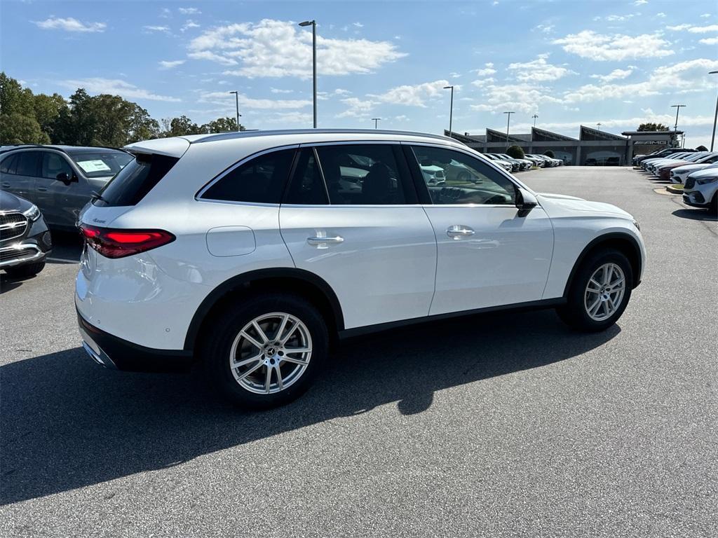 new 2025 Mercedes-Benz GLC 300 car, priced at $54,700