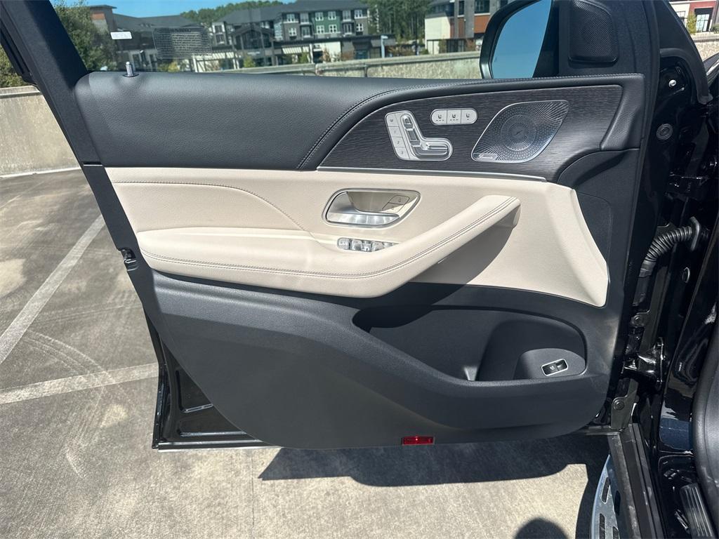 new 2026 Mercedes-Benz GLE 450 car, priced at $83,400