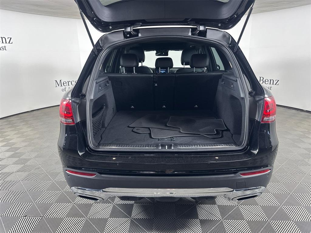 used 2022 Mercedes-Benz GLC 300 car, priced at $34,977