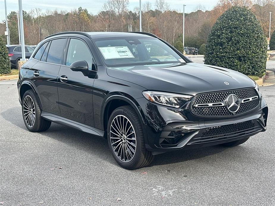 new 2025 Mercedes-Benz GLC 300 car, priced at $59,915