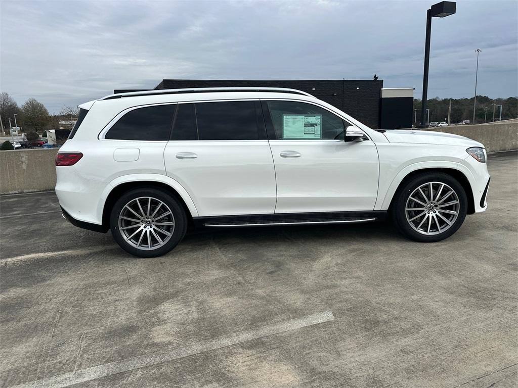 new 2025 Mercedes-Benz GLS 580 car, priced at $117,645