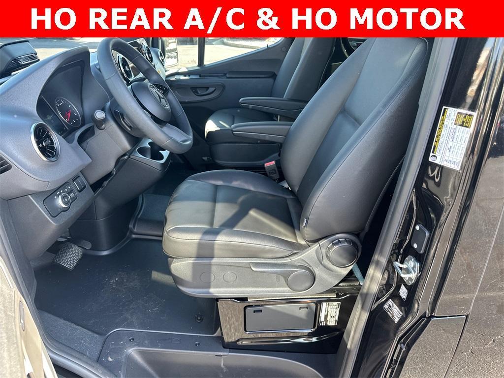 new 2025 Mercedes-Benz Sprinter 2500 car, priced at $74,871