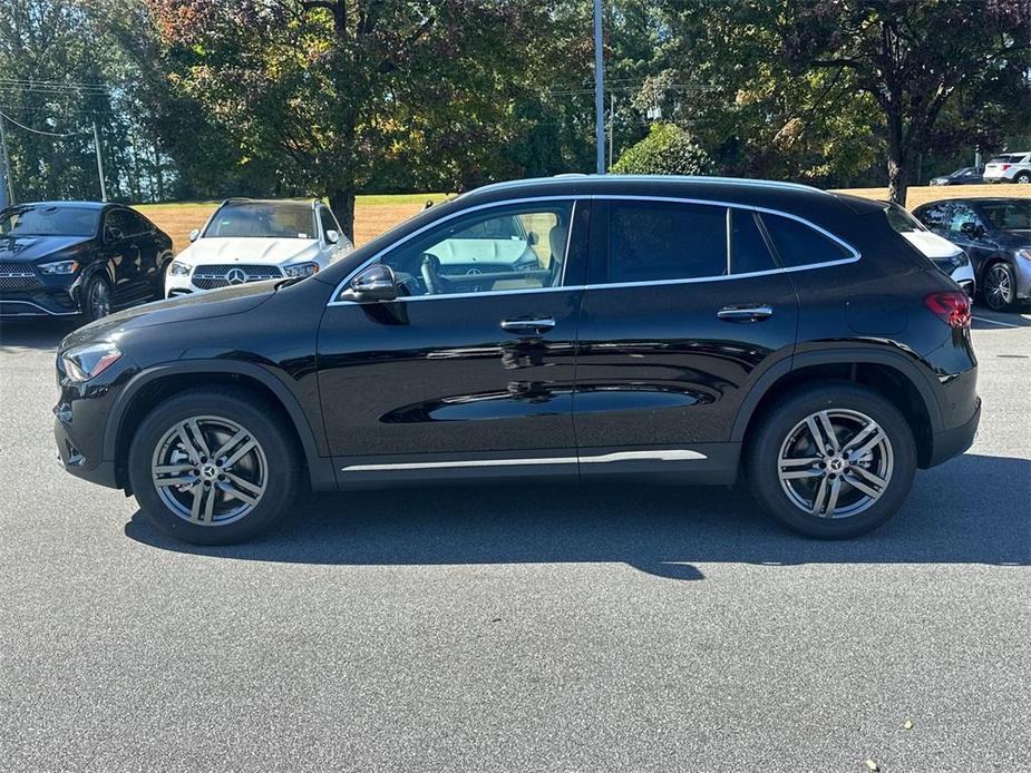 new 2025 Mercedes-Benz GLA 250 car, priced at $52,310