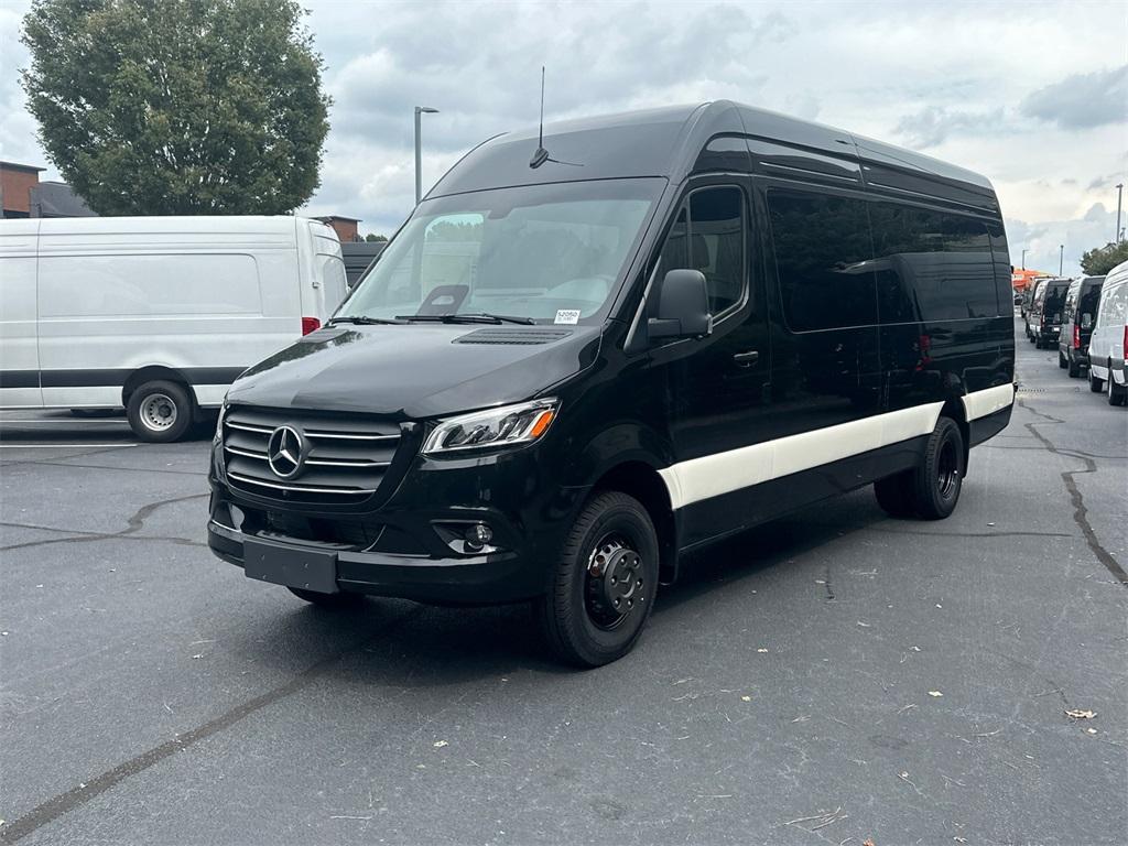 new 2025 Mercedes-Benz Sprinter 3500 car, priced at $83,086