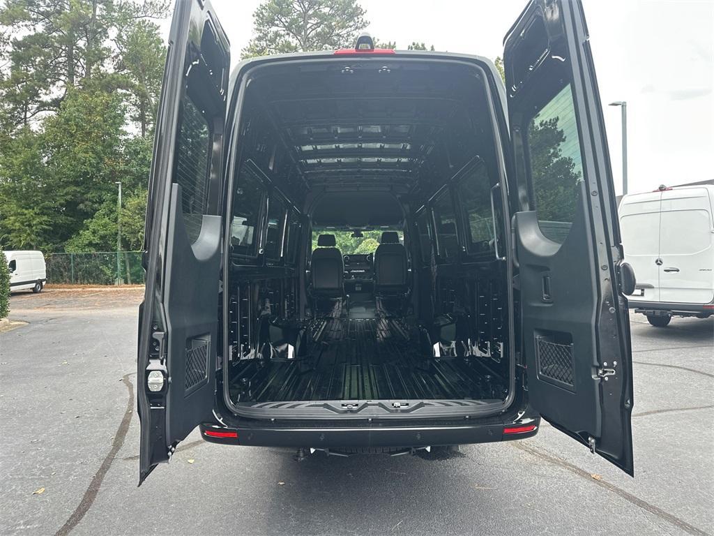 new 2025 Mercedes-Benz Sprinter 3500 car, priced at $83,086