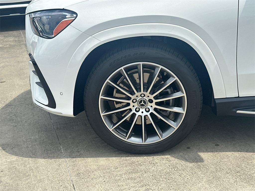 new 2025 Mercedes-Benz GLE 450 car, priced at $85,550