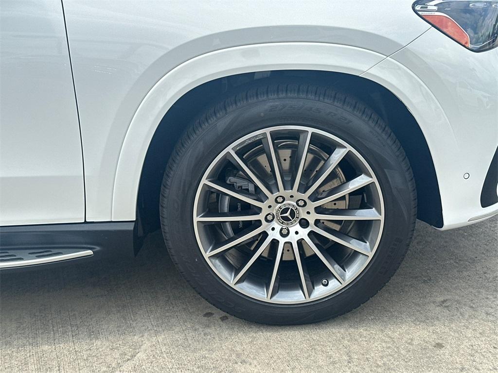 new 2025 Mercedes-Benz GLE 450 car, priced at $85,550