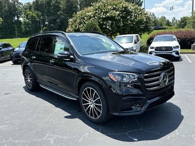 new 2024 Mercedes-Benz GLS 580 car, priced at $117,290