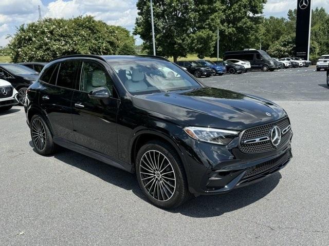 new 2024 Mercedes-Benz GLC 300 car, priced at $60,665