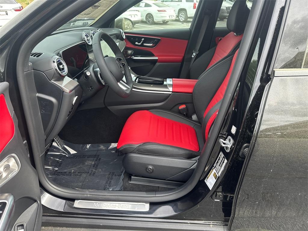 new 2025 Mercedes-Benz GLC 300 car, priced at $63,835