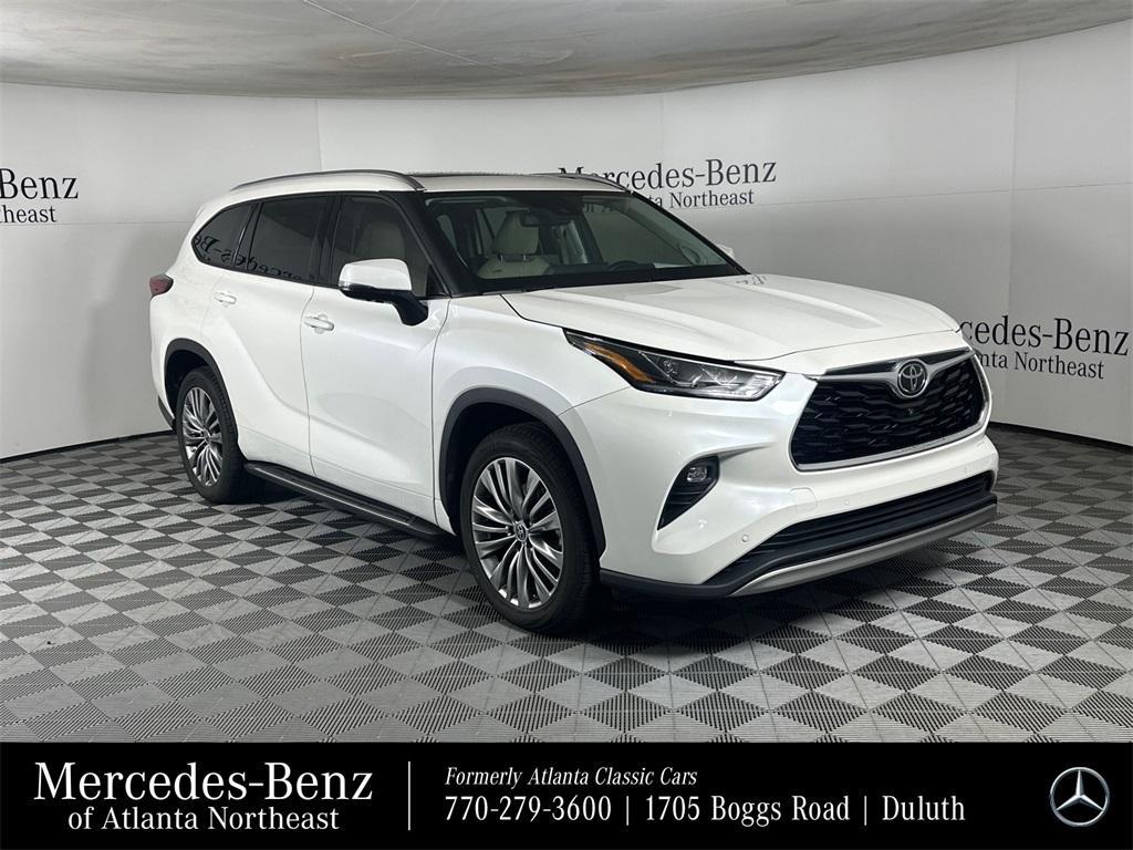 used 2021 Toyota Highlander car, priced at $38,930