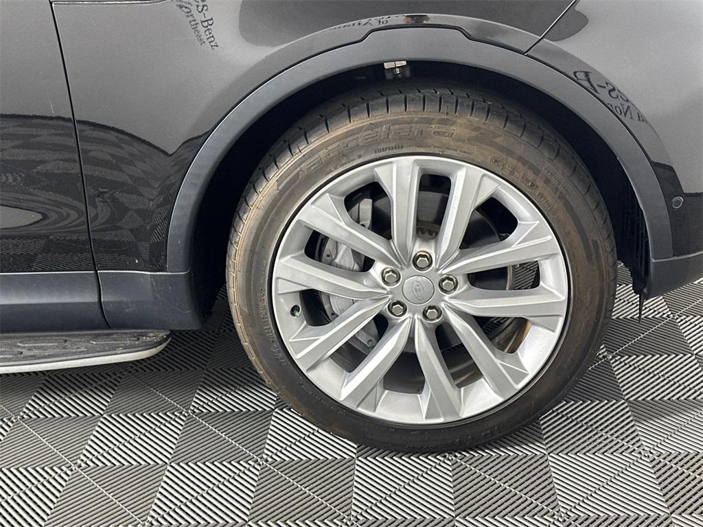 used 2021 Land Rover Discovery car, priced at $29,174