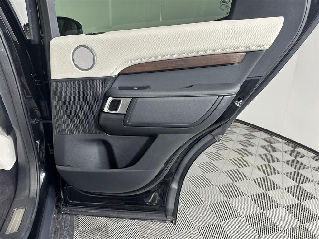 used 2021 Land Rover Discovery car, priced at $29,174