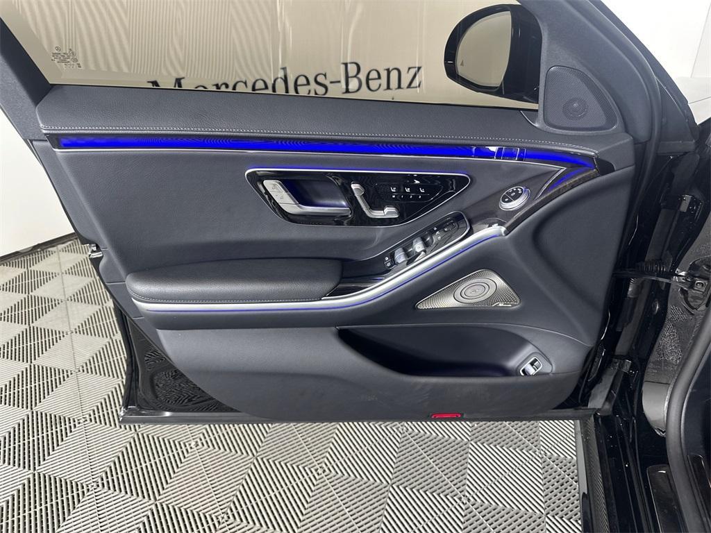 used 2022 Mercedes-Benz S-Class car, priced at $84,673