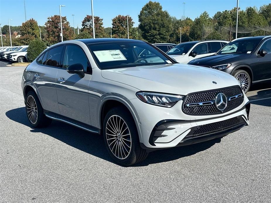 new 2025 Mercedes-Benz GLC 300 car, priced at $69,075