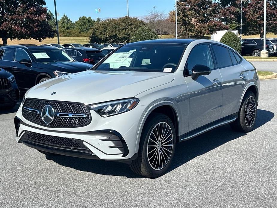 new 2025 Mercedes-Benz GLC 300 car, priced at $69,075