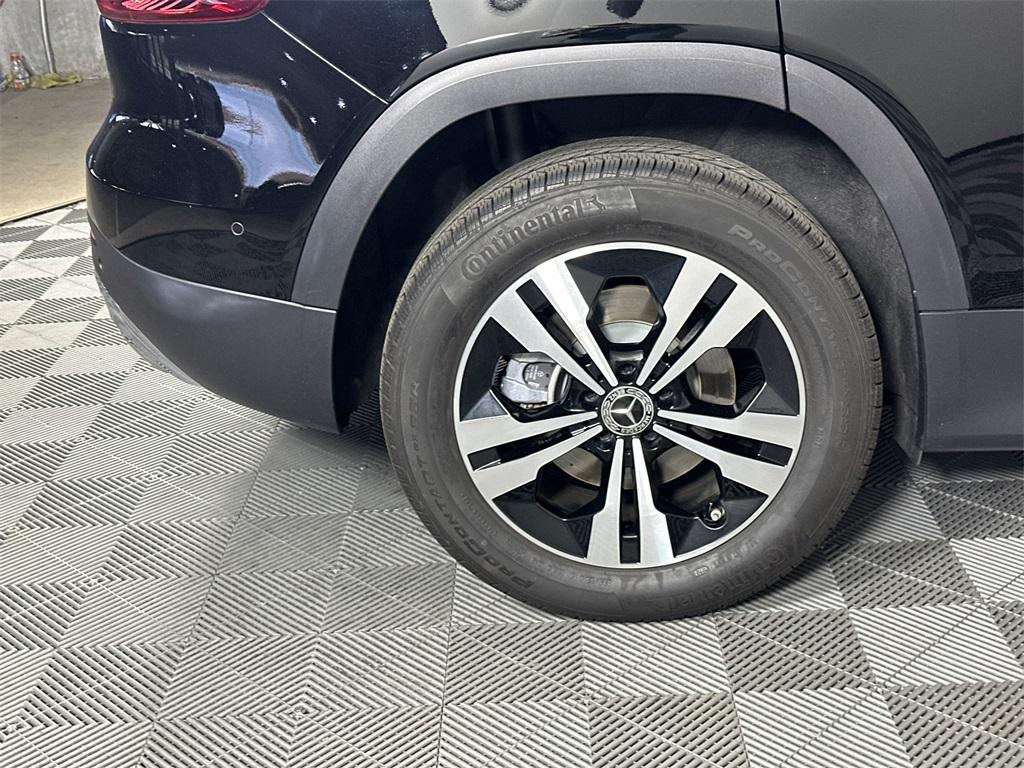 used 2025 Mercedes-Benz GLB 250 car, priced at $39,954