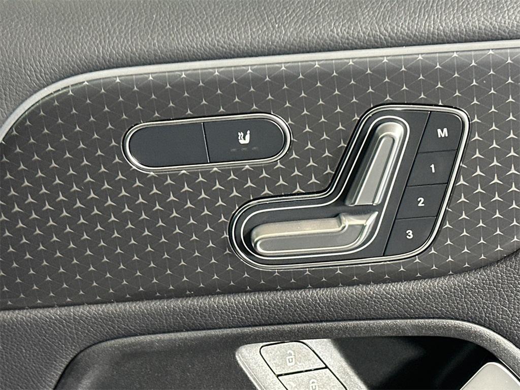 used 2025 Mercedes-Benz GLB 250 car, priced at $39,954