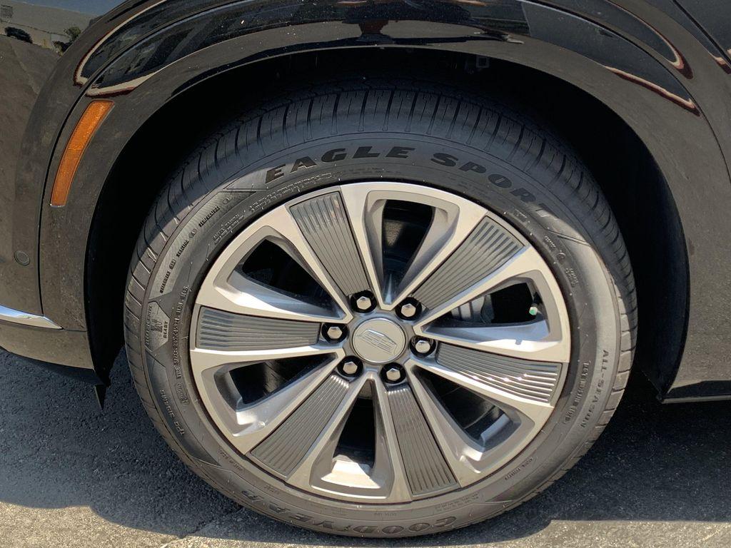 used 2026 Cadillac VISTIQ car, priced at $77,415
