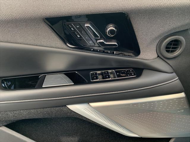 used 2025 Cadillac OPTIQ car, priced at $53,615