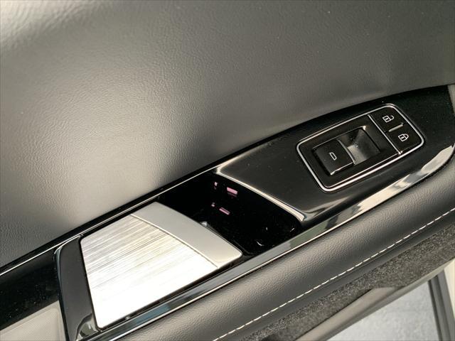 used 2025 Cadillac OPTIQ car, priced at $53,615